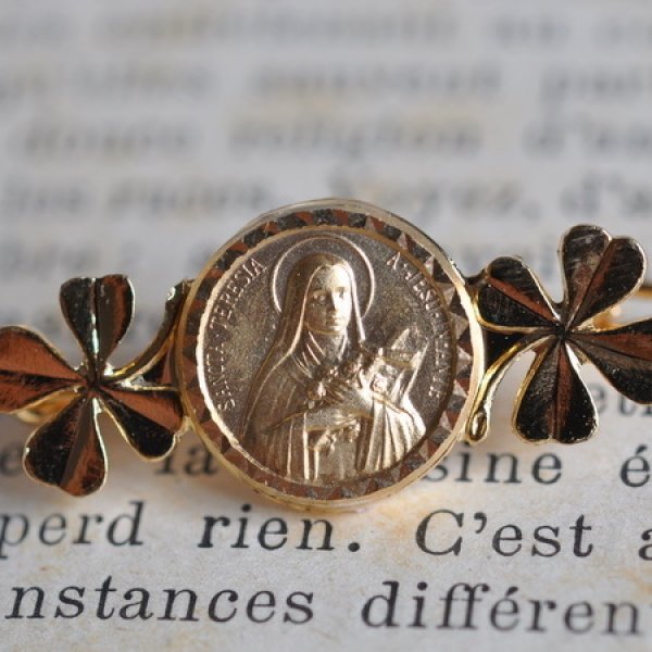画像2: 聖テレジアゴールドブローチ (2)